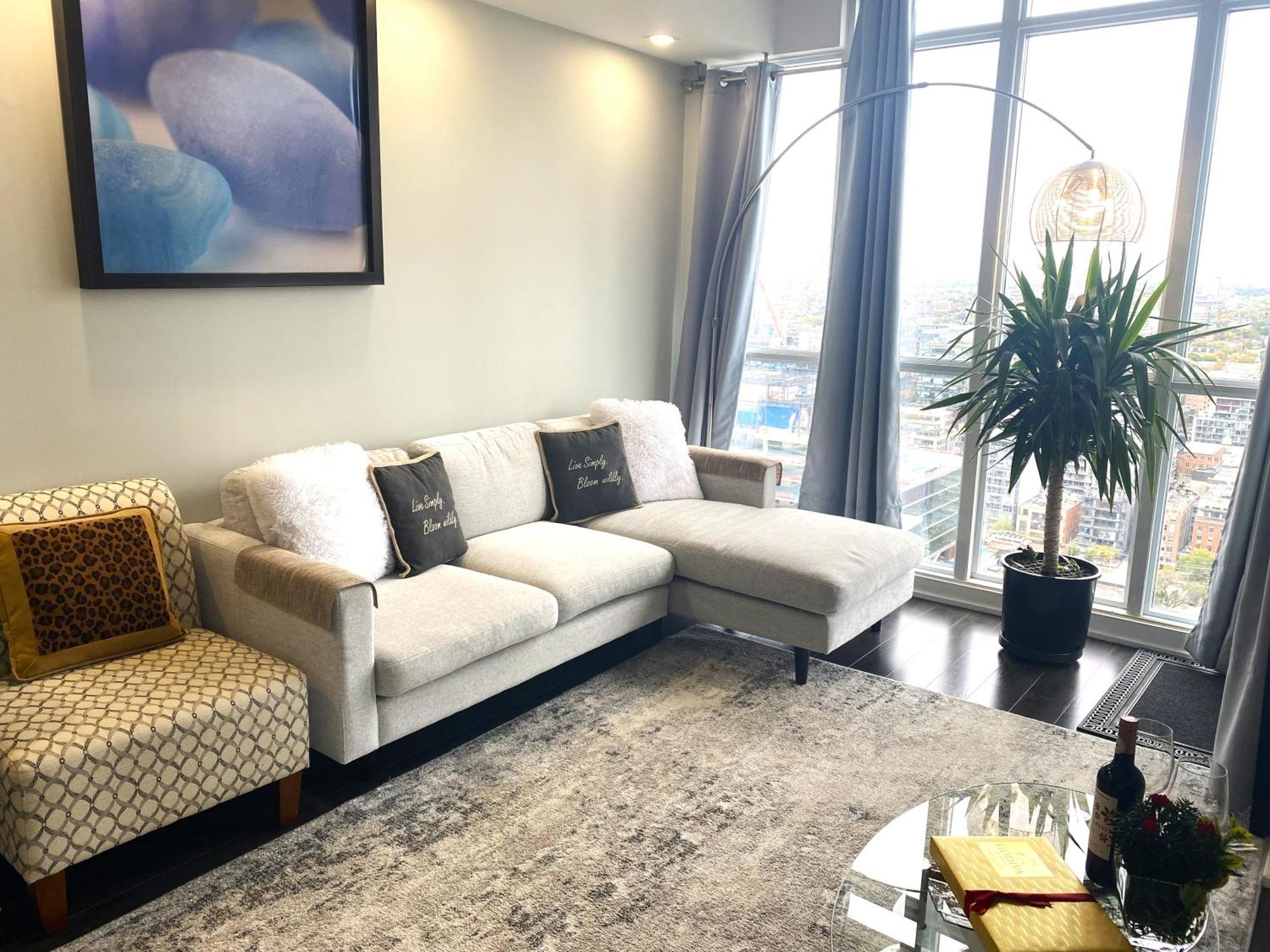 Tvhr - Luxury Condos In Heart Of Downtown Τορόντο Εξωτερικό φωτογραφία