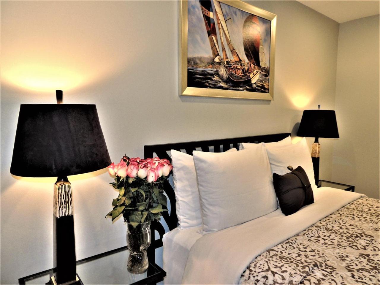 Tvhr - Luxury Condos In Heart Of Downtown Τορόντο Εξωτερικό φωτογραφία